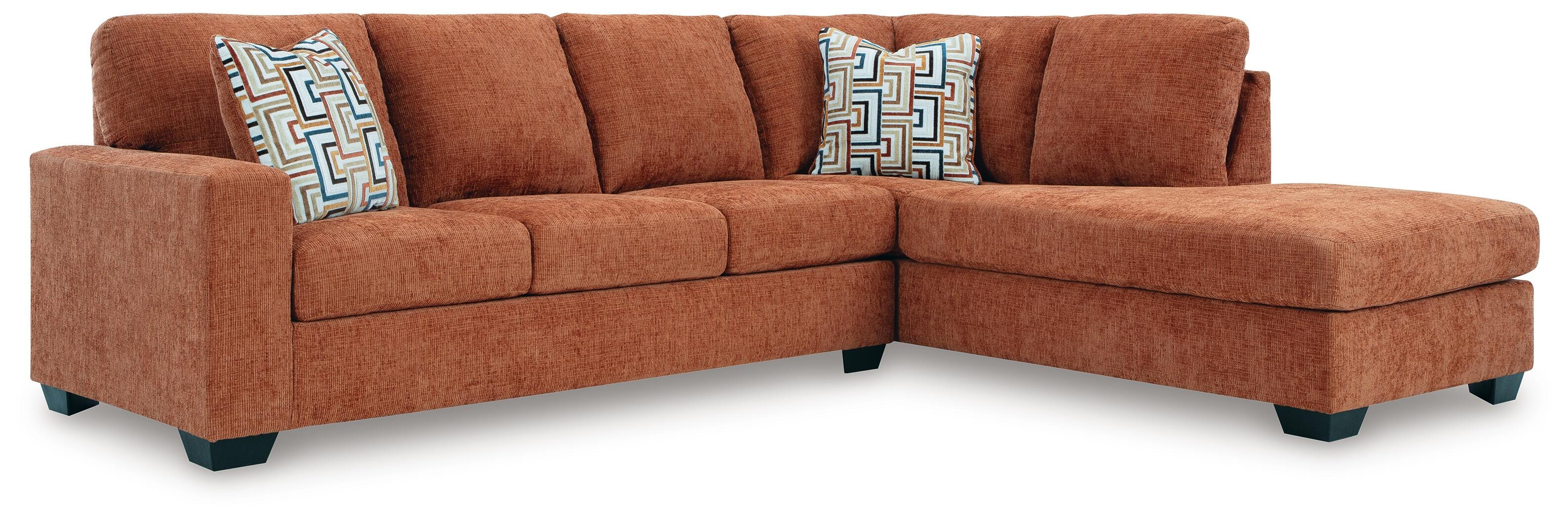 Aviemore Sectional with Chaise - Image 33