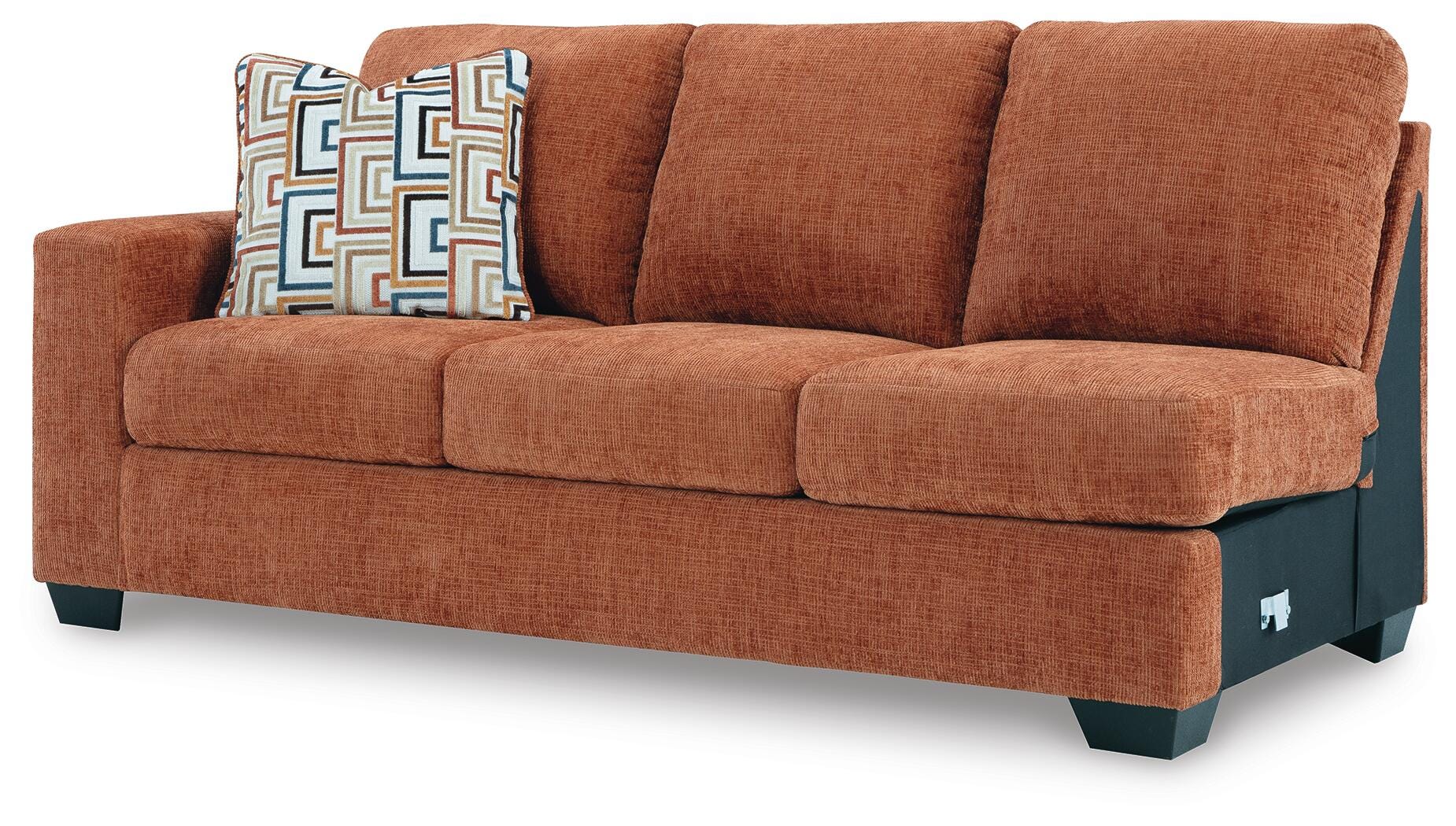 Aviemore Sectional with Chaise - Image 43
