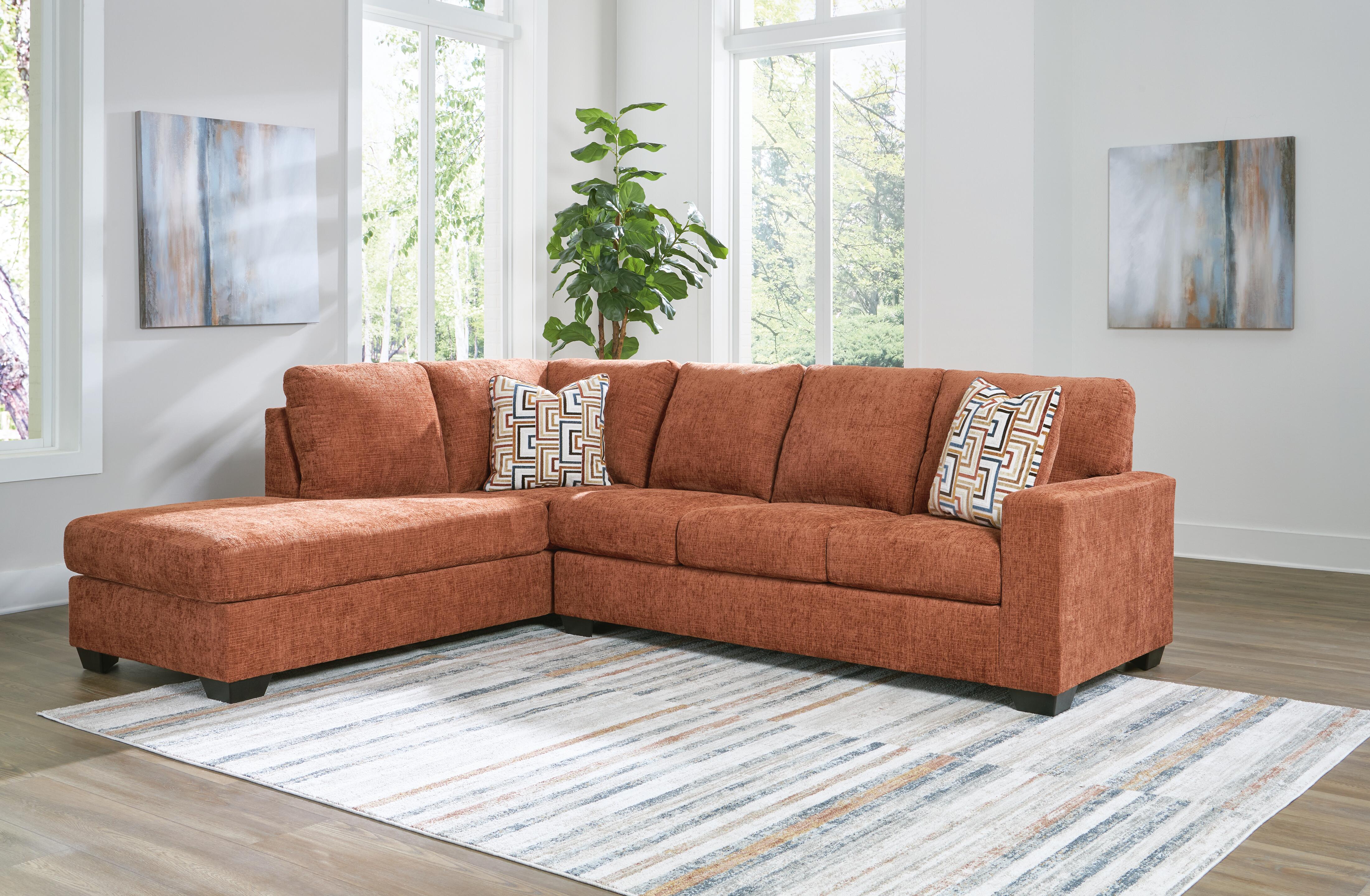 Aviemore Sectional with Chaise - Image 48