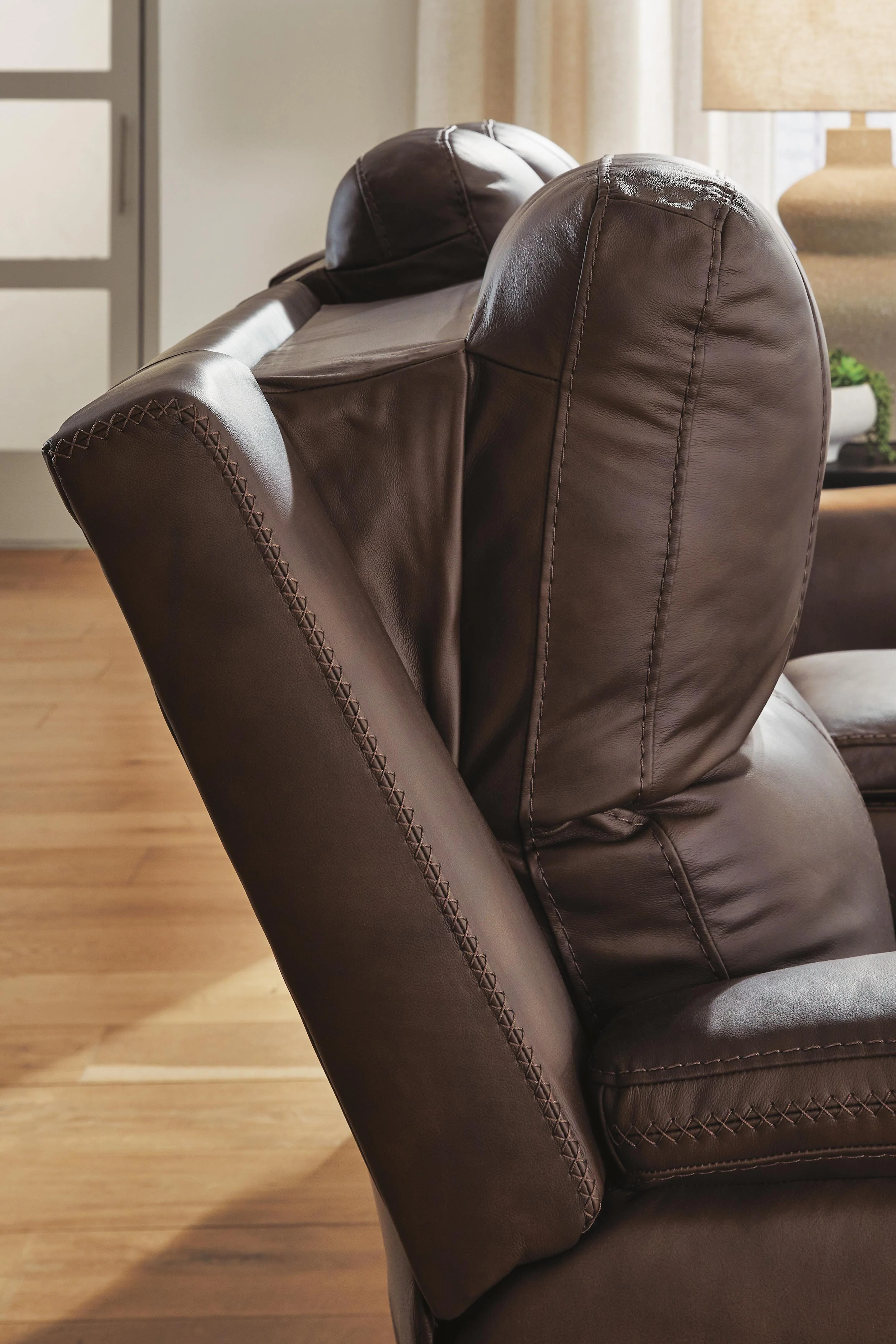 Bleckley Power Reclining Loveseat with Console - Image 6