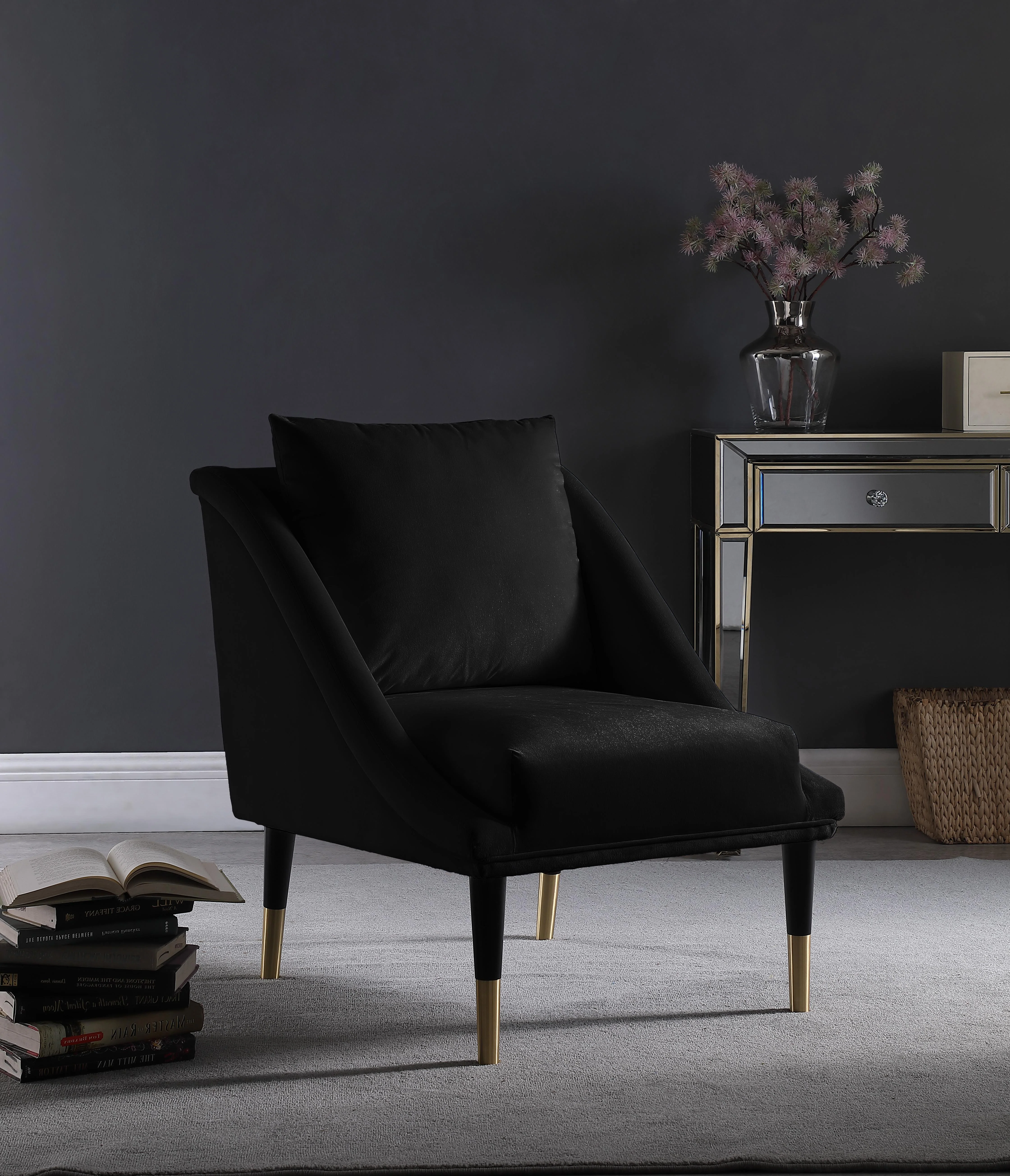 Elegante Black Velvet Accent Chair - Image 2