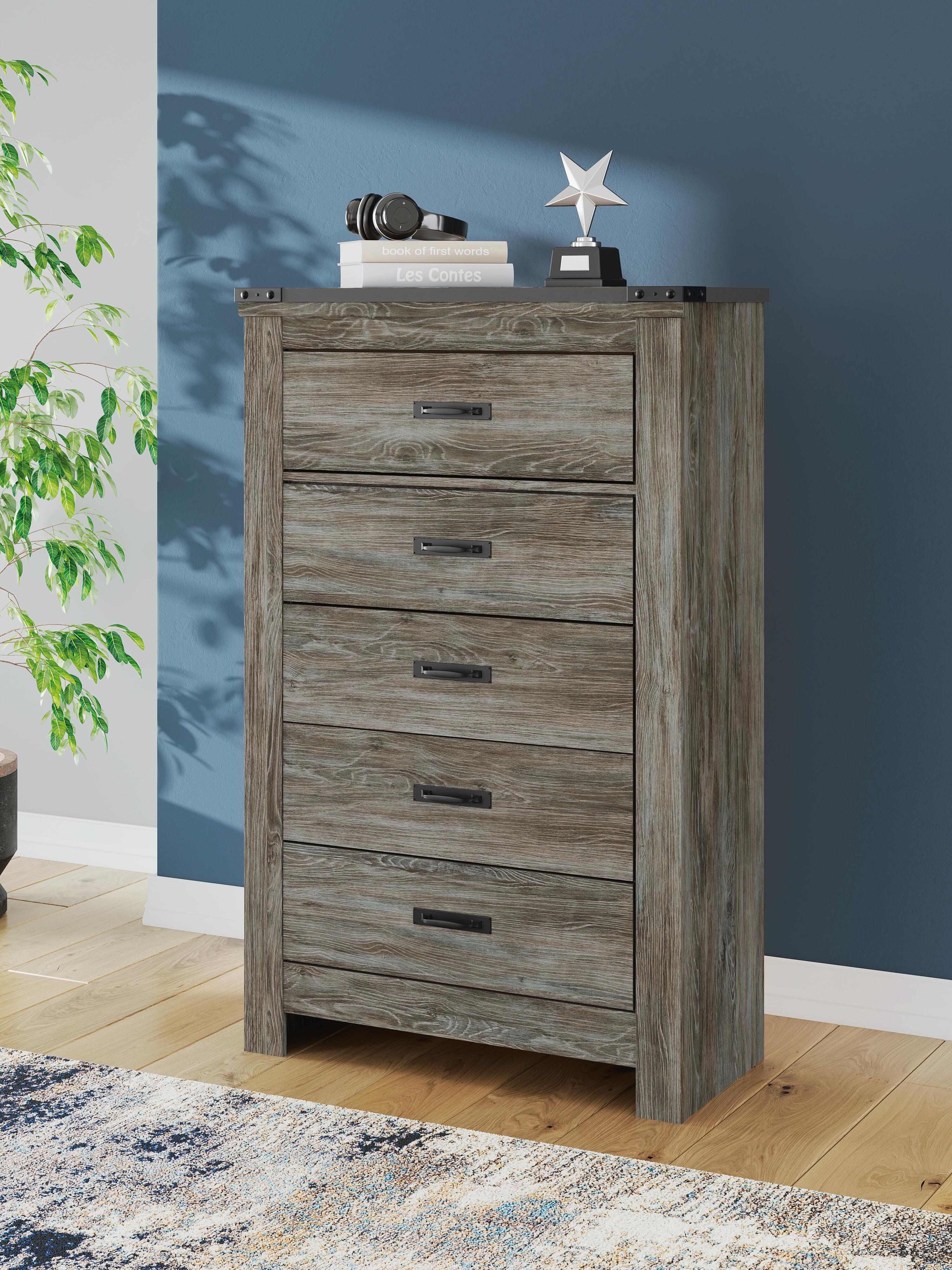 Frandern Chest of Drawers - Image 6