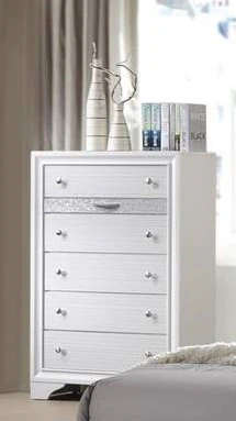 Galaxy Home Matrix Chest in in White