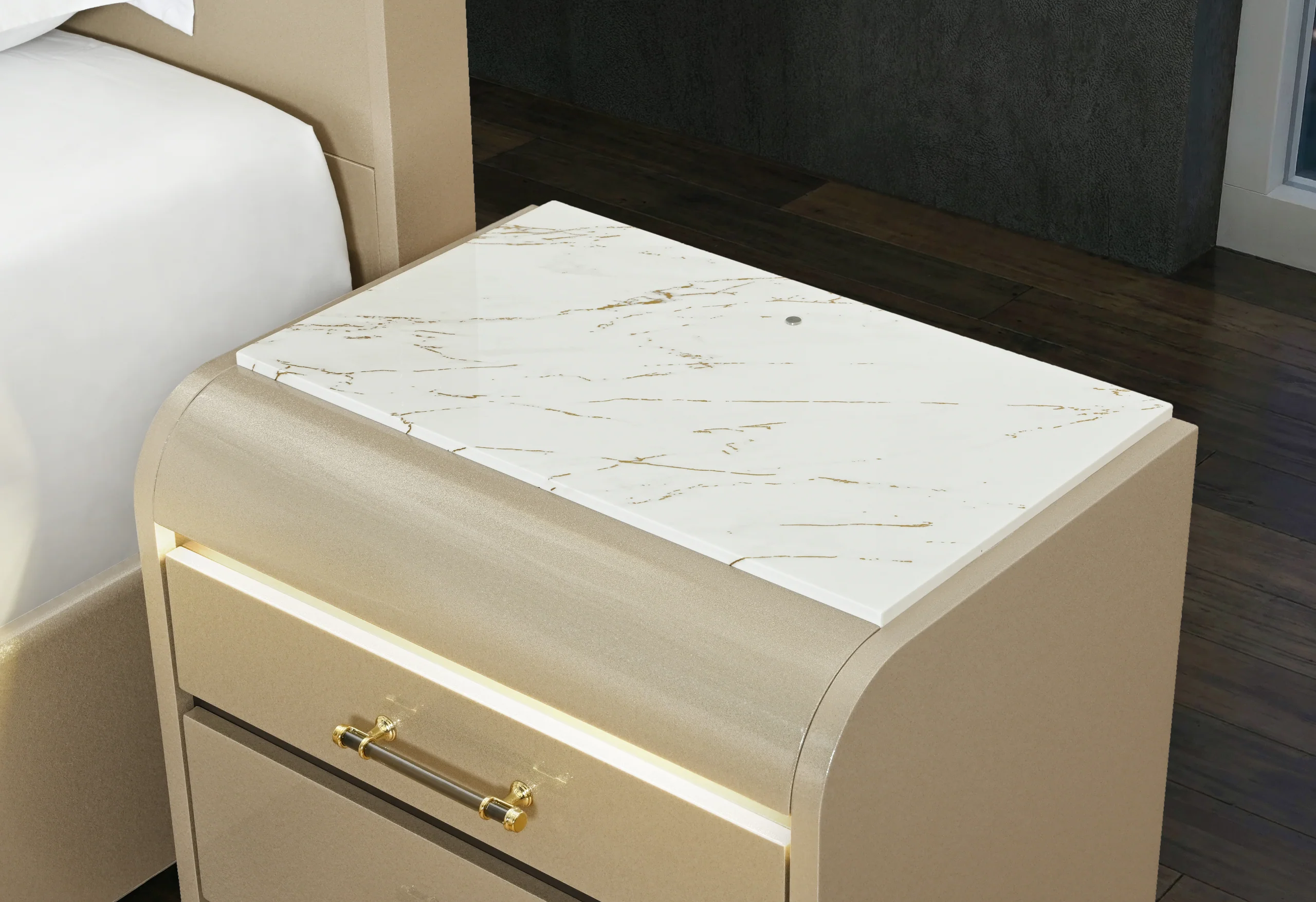 GENESIS GOLD QUEEN BED GROUP - Image 3