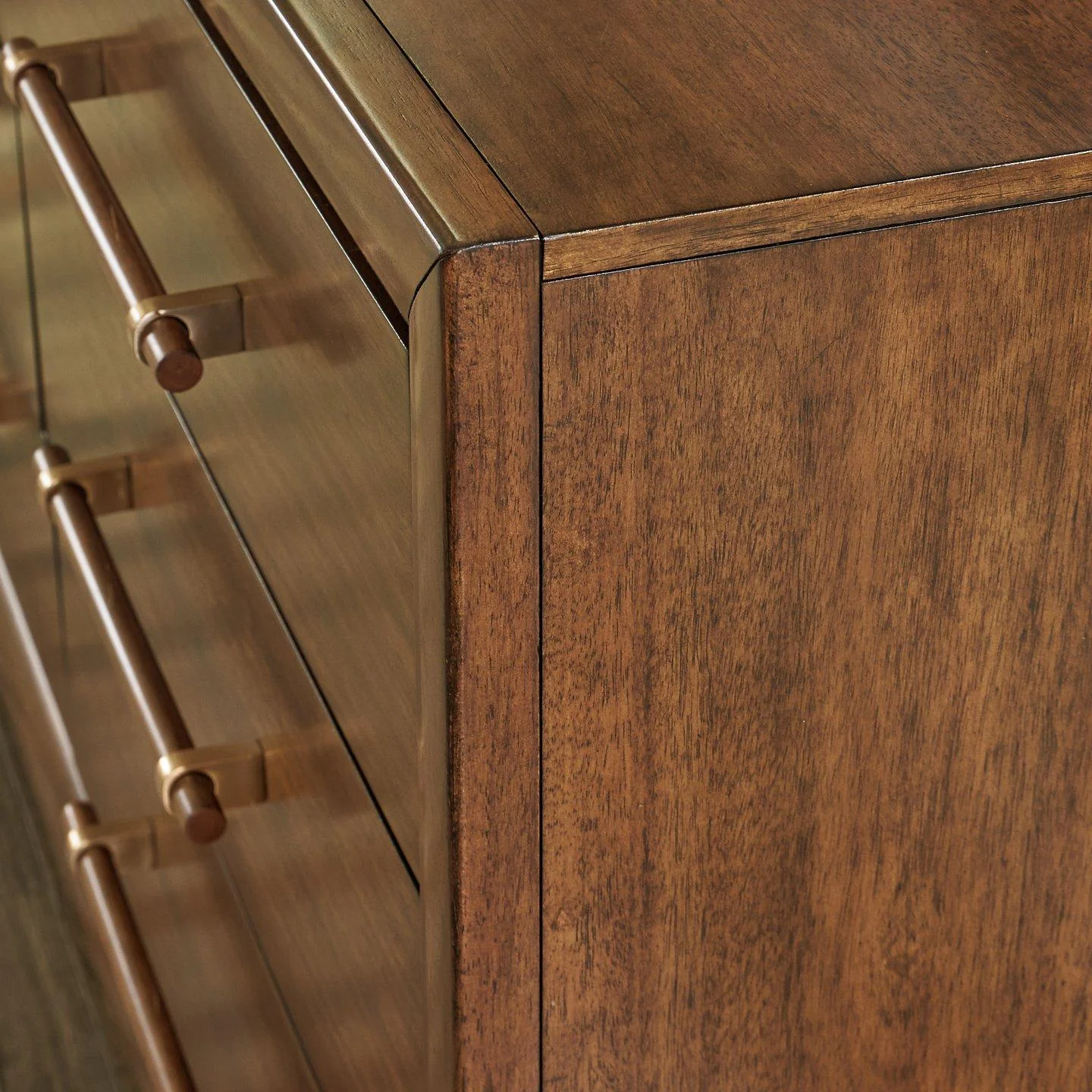 Lyncott Dresser - Image 8