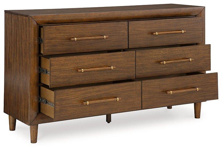 Lyncott Dresser and Mirror - Image 6