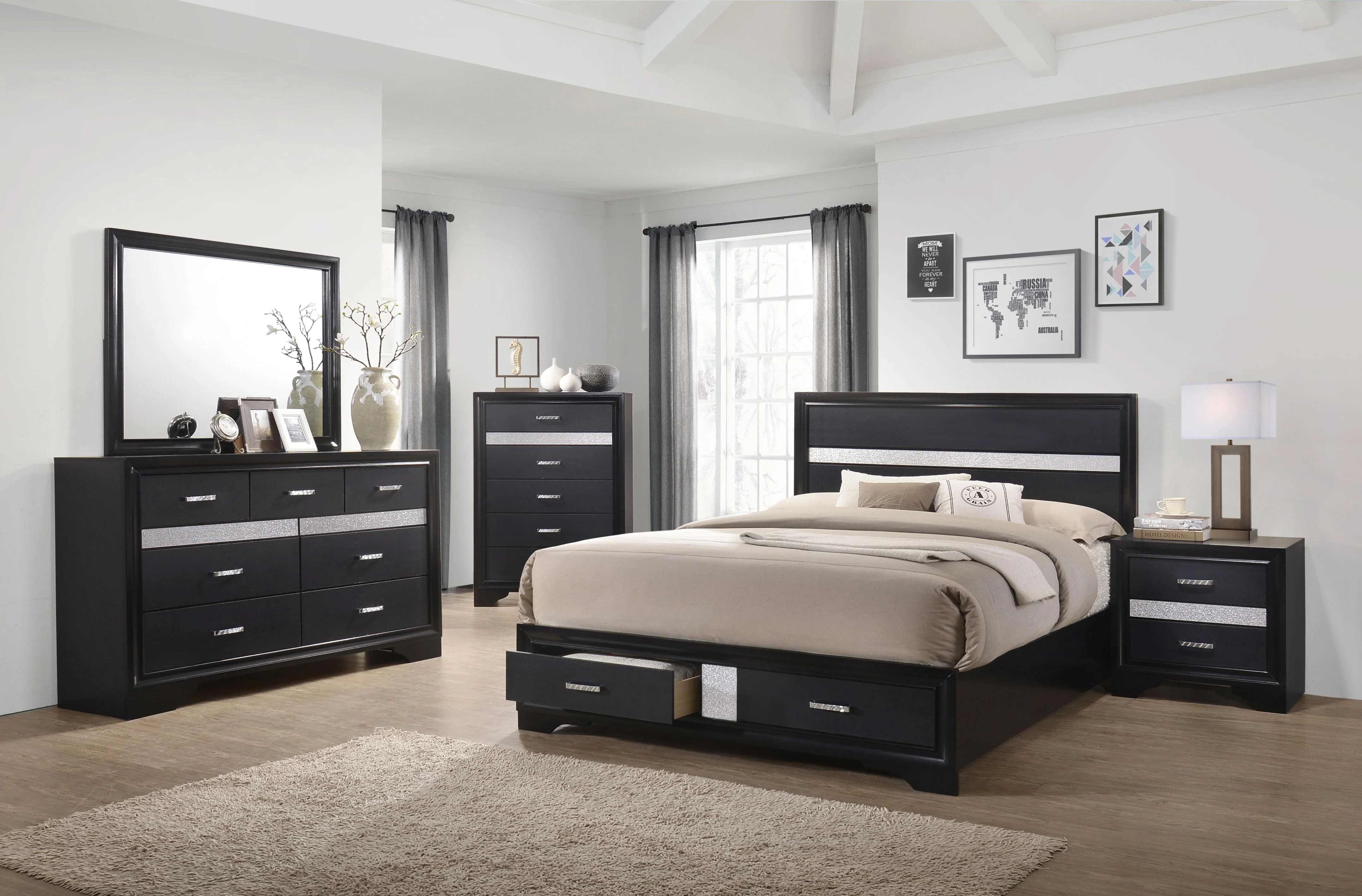 Miranda Dresser - Image 26