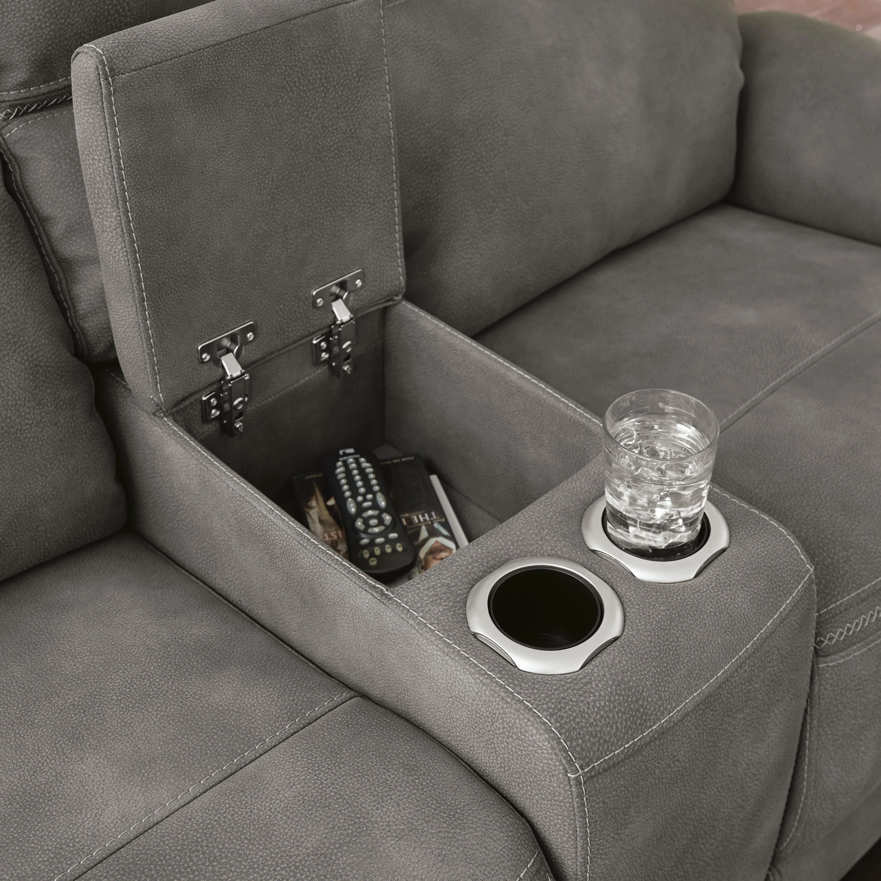 Next-Gen DuraPella Power Reclining Loveseat with Console - Image 24