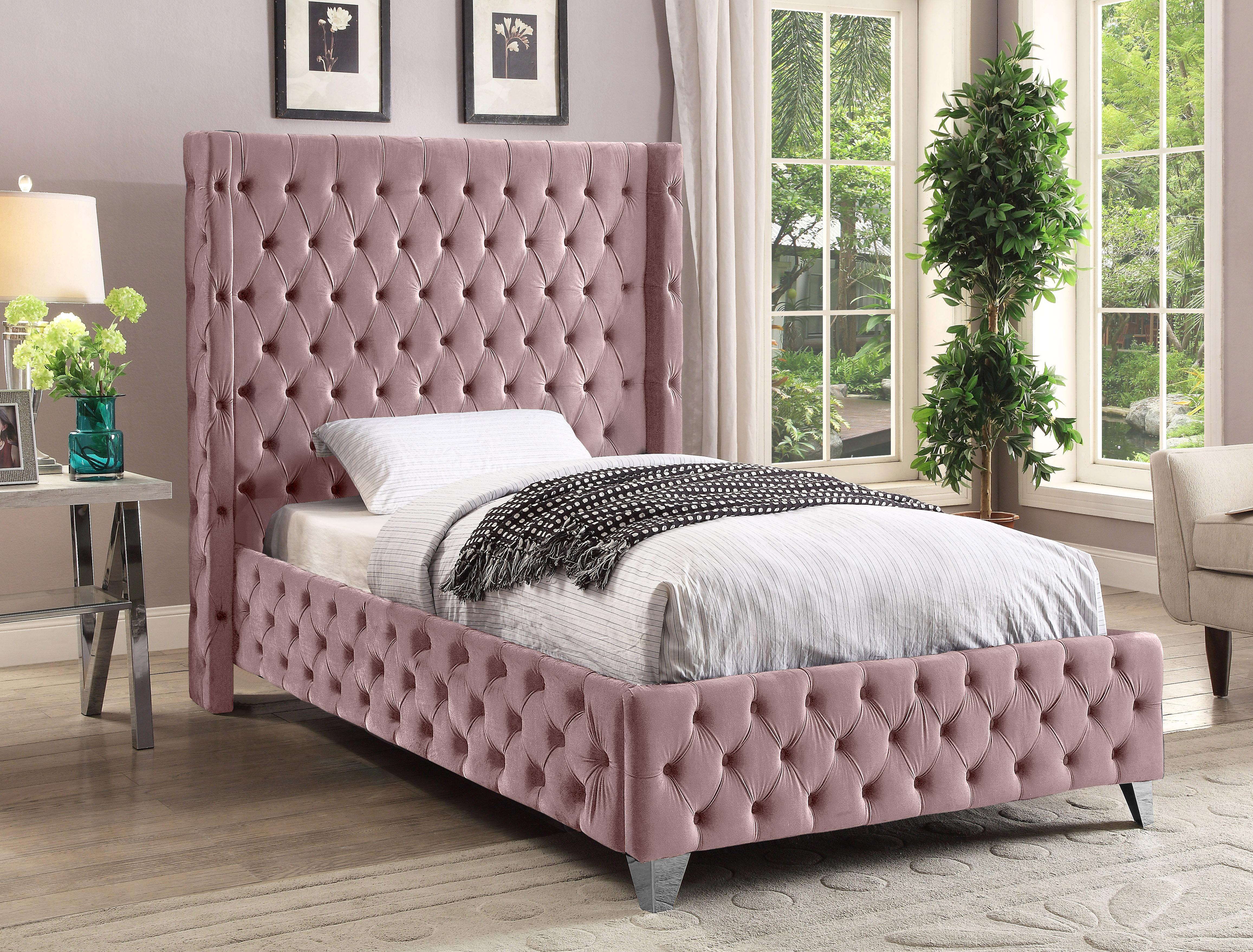 Savan Pink Velvet Twin Bed - Image 4