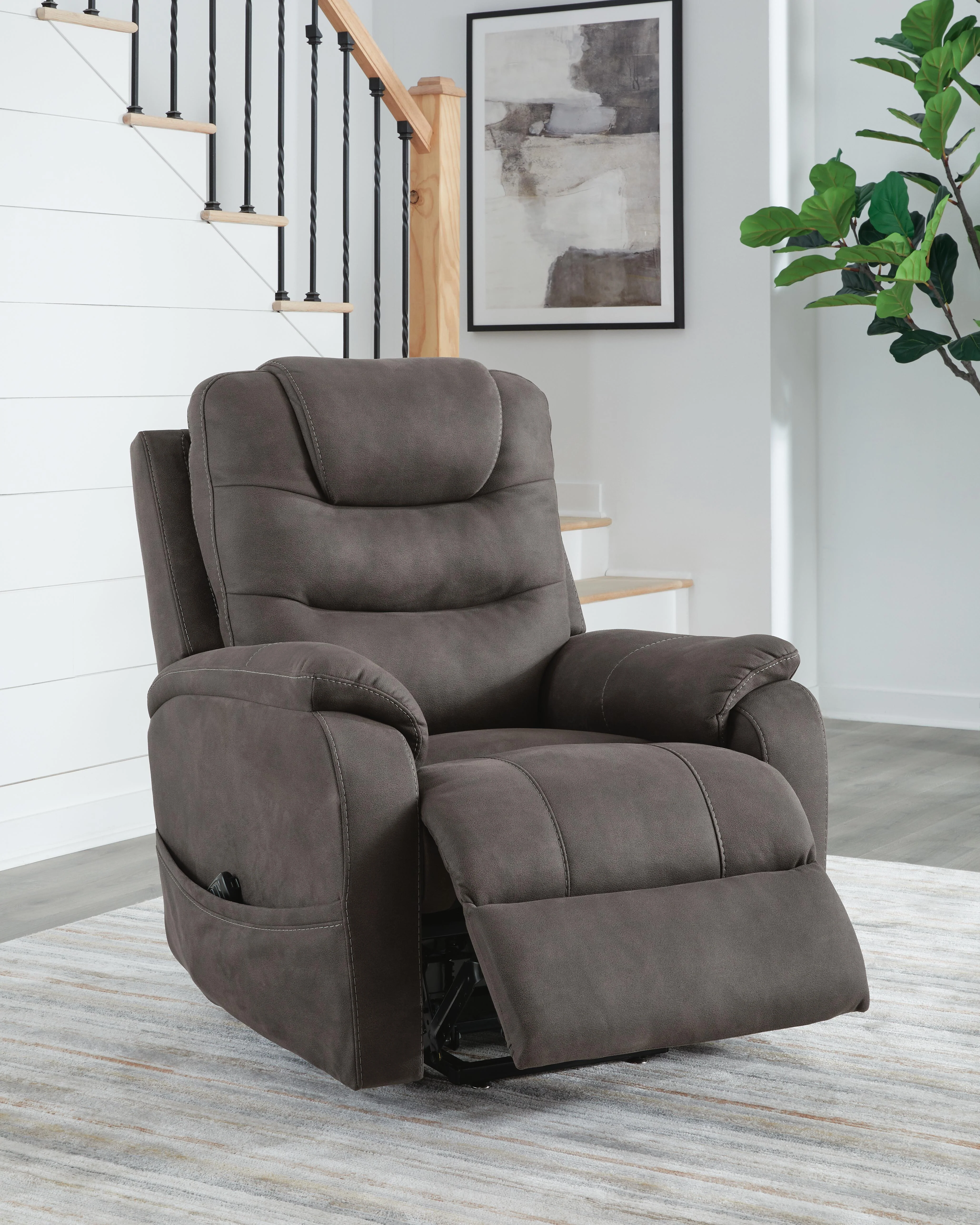 Snowfield Power Lift Recliner - Image 11