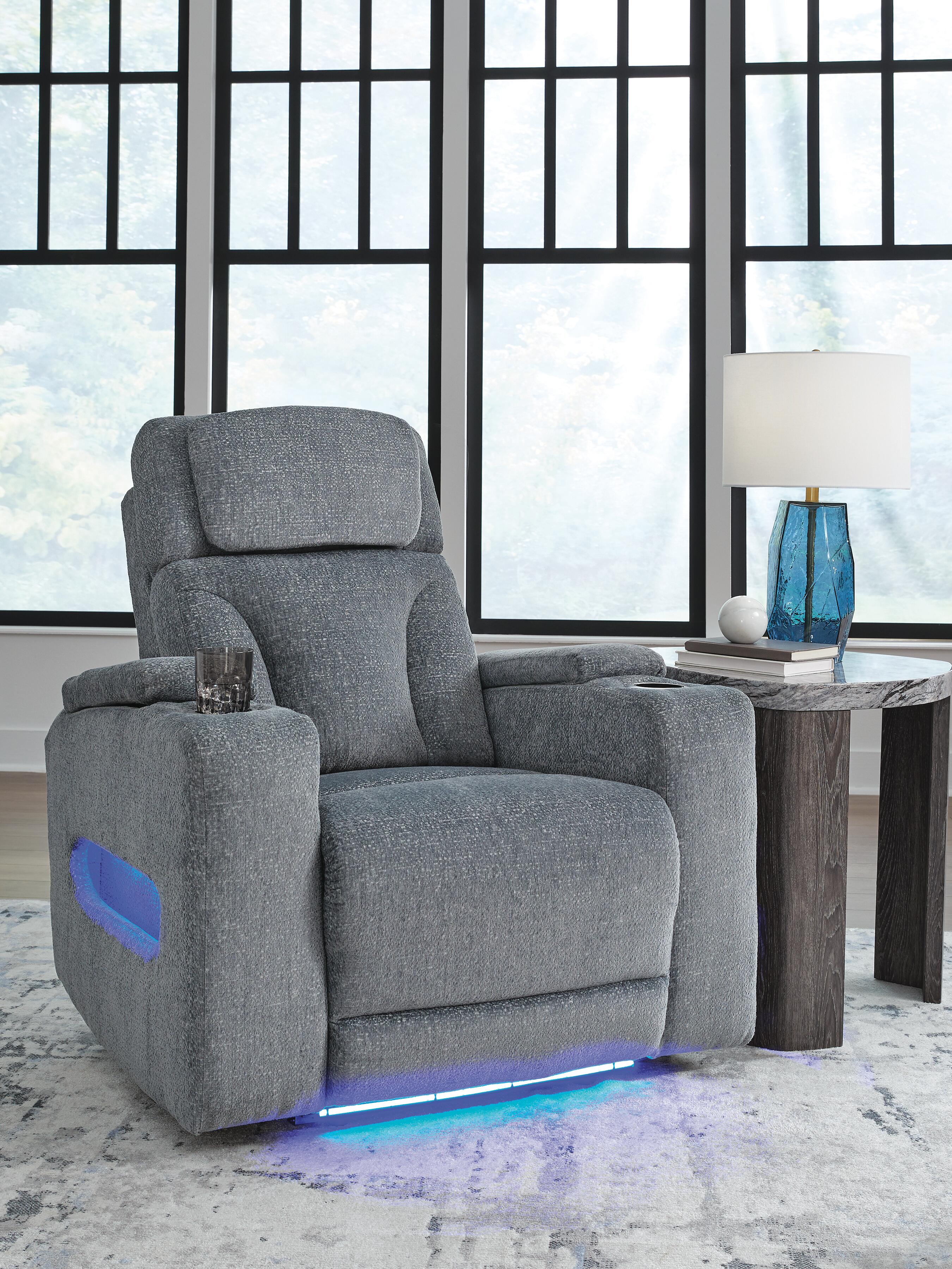 Studio Cave Power Recliner - Image 2
