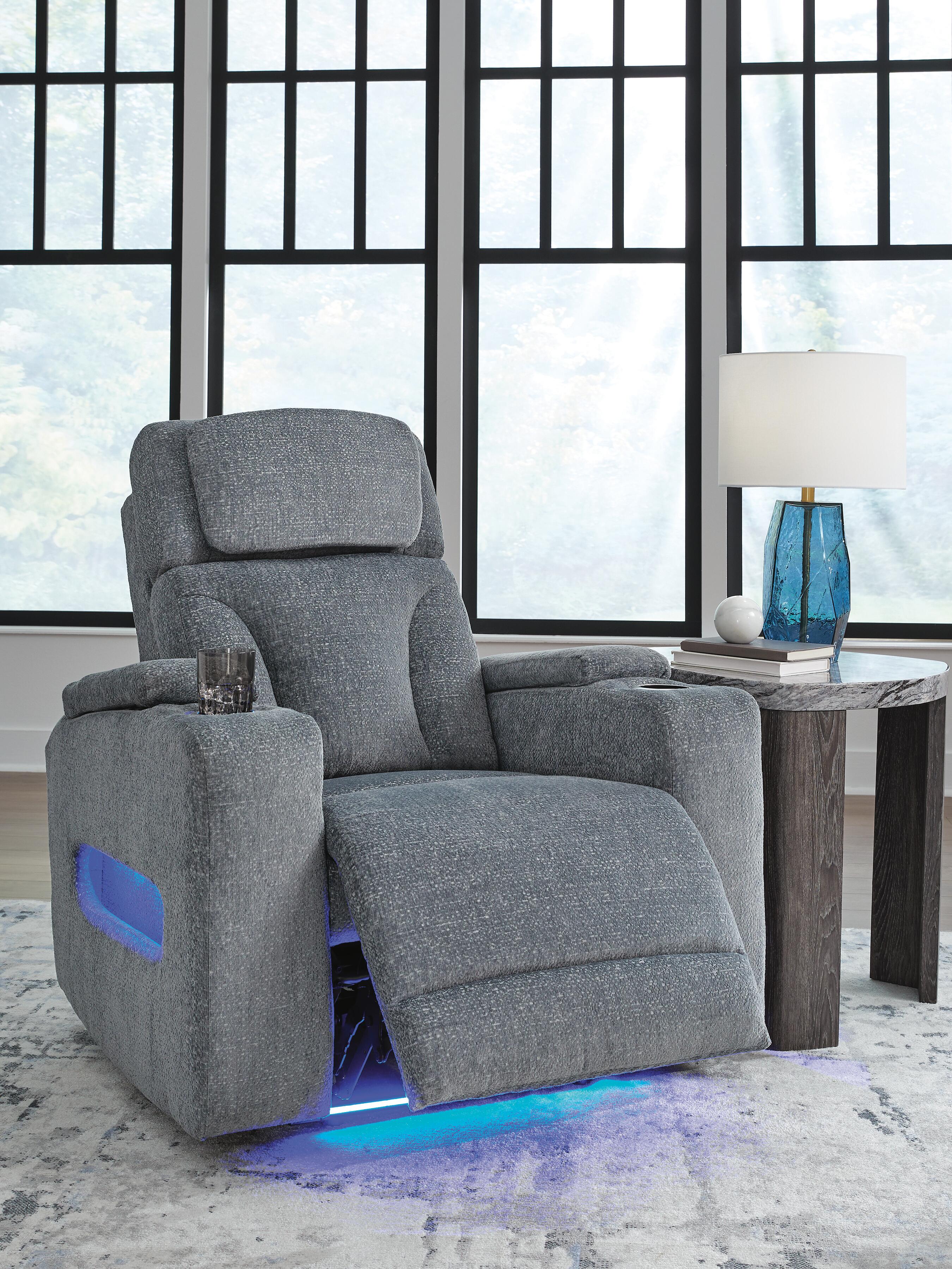 Studio Cave Power Recliner - Image 7